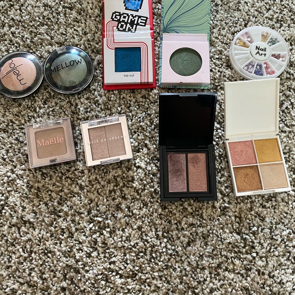Single Eyeshadow Set